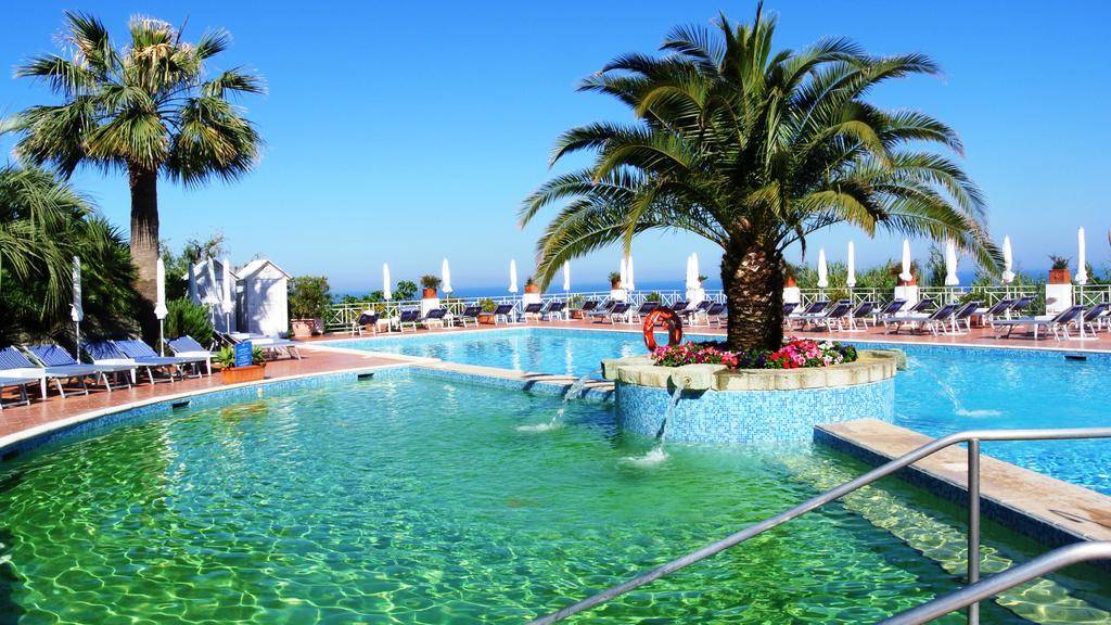 Paradiso Terme Resort & Spa Con 5 Piscine Termali Forio  Luaran gambar